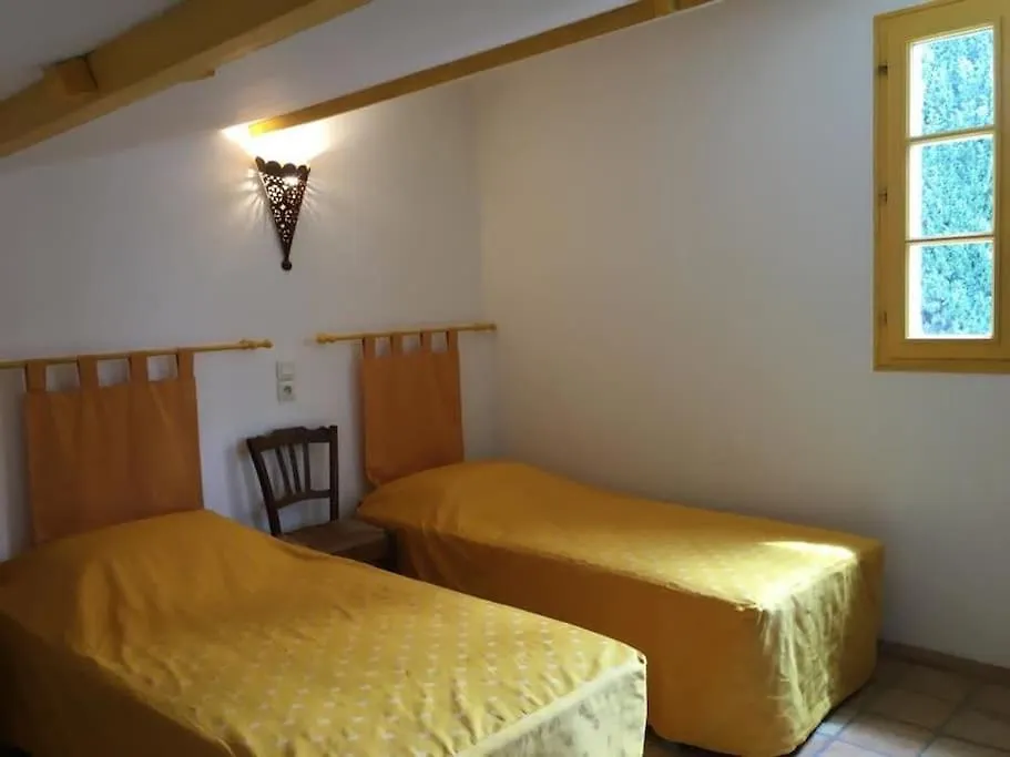 Ecolodge Au Fil De L'Eau, Avec Piscine Interieure Et Parc Arbore Lagnes