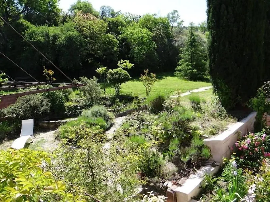Ecolodge Au Fil De L'Eau, Avec Piscine Interieure Et Parc Arbore Lagnes