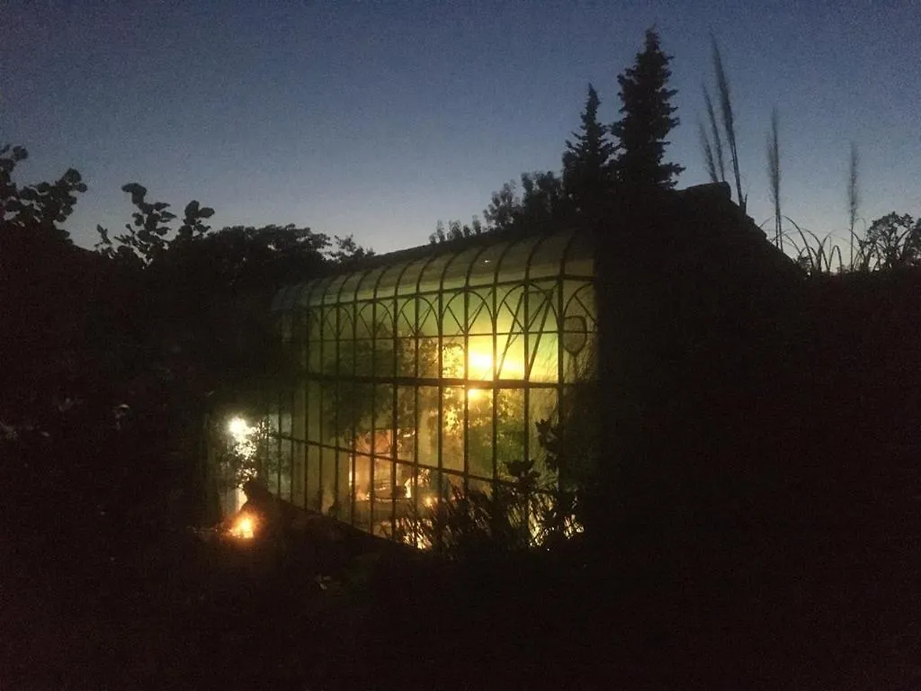 Holiday home Ecolodge Au Fil De L'Eau, Avec Piscine Interieure Et Parc Arbore Lagnes